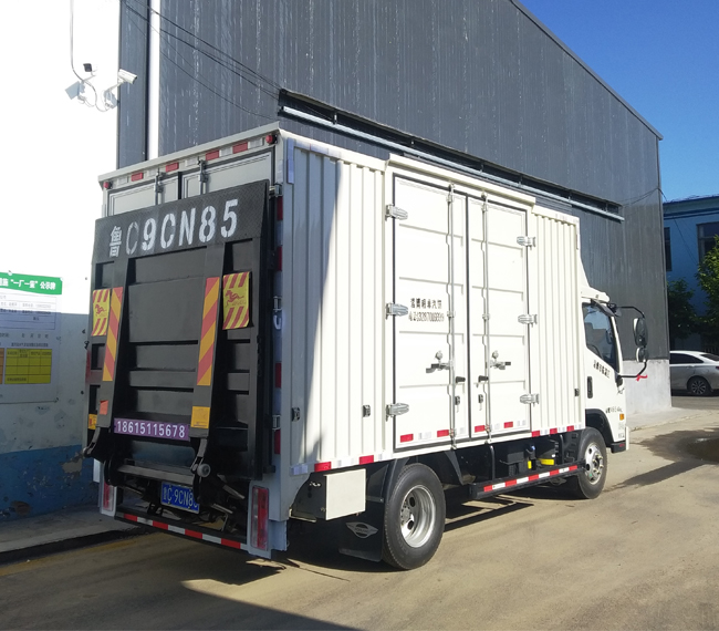 汽車升降(jiang)尾闆優點