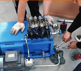 國(guó)立液壓，小(xiǎo)型液壓站(zhàn)開始制作(zuò)