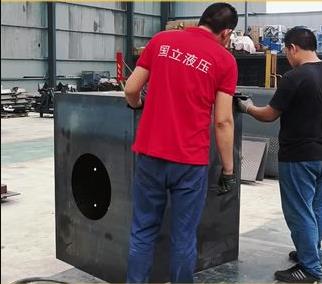 大型液壓站 國(guó)立液壓，為機械企(qi)業提供動力