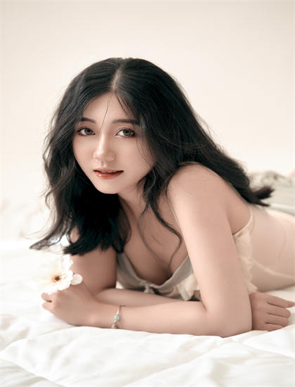 女人生殖下面欣賞SAWW性_貪婪慾望之島無刪減版觀看